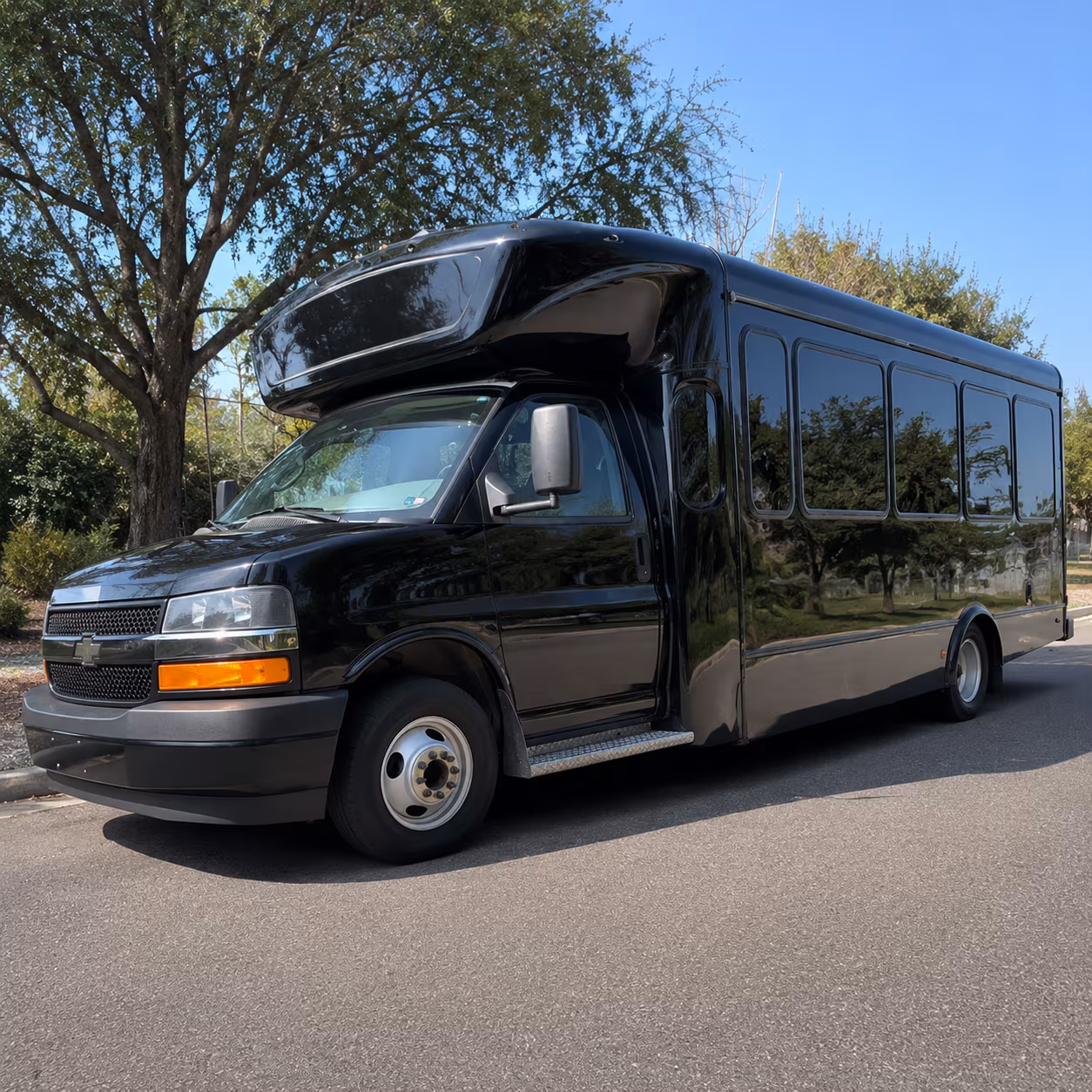 Charlotte Birthday, Sweet 16, & Quinceañera Party Bus Rentals