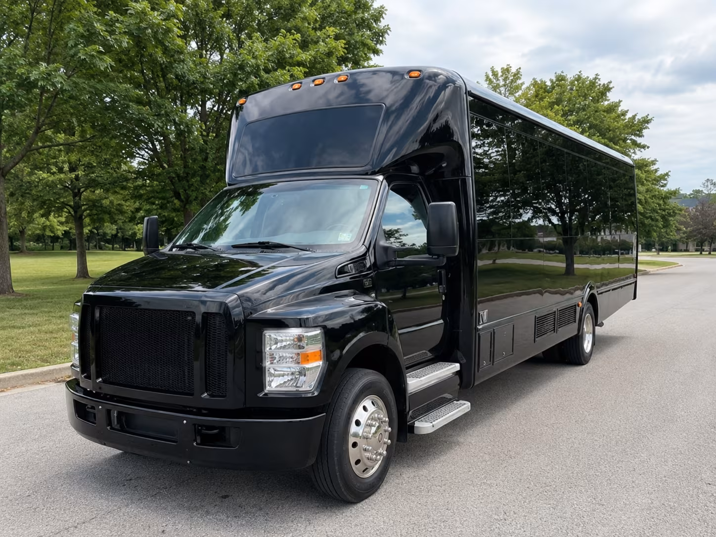 Greenville Birthday, Sweet 16, & Quinceañera Party Bus Rentals