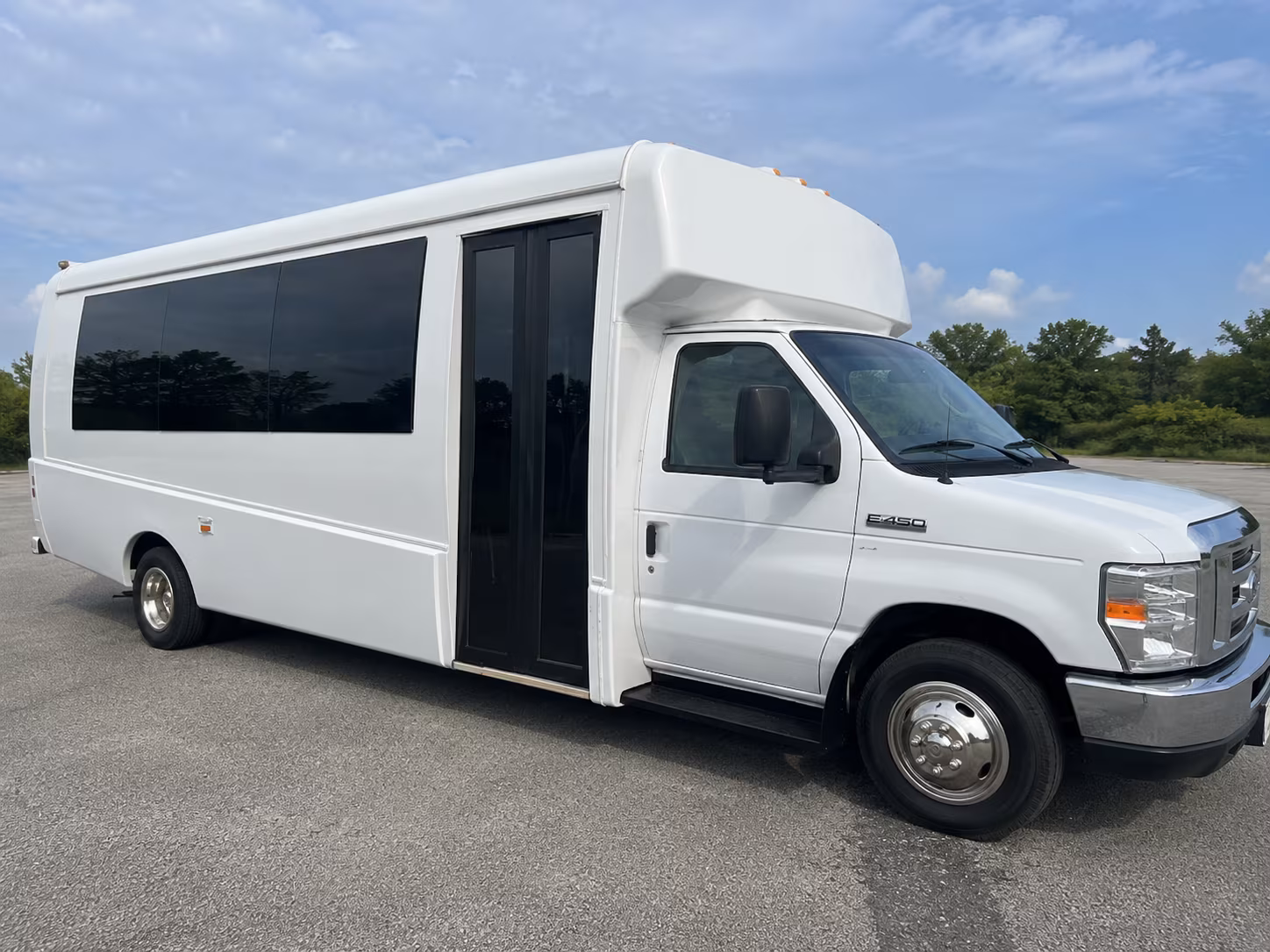 Greenville Birthday, Sweet 16, & Quinceañera Transportation group transportation