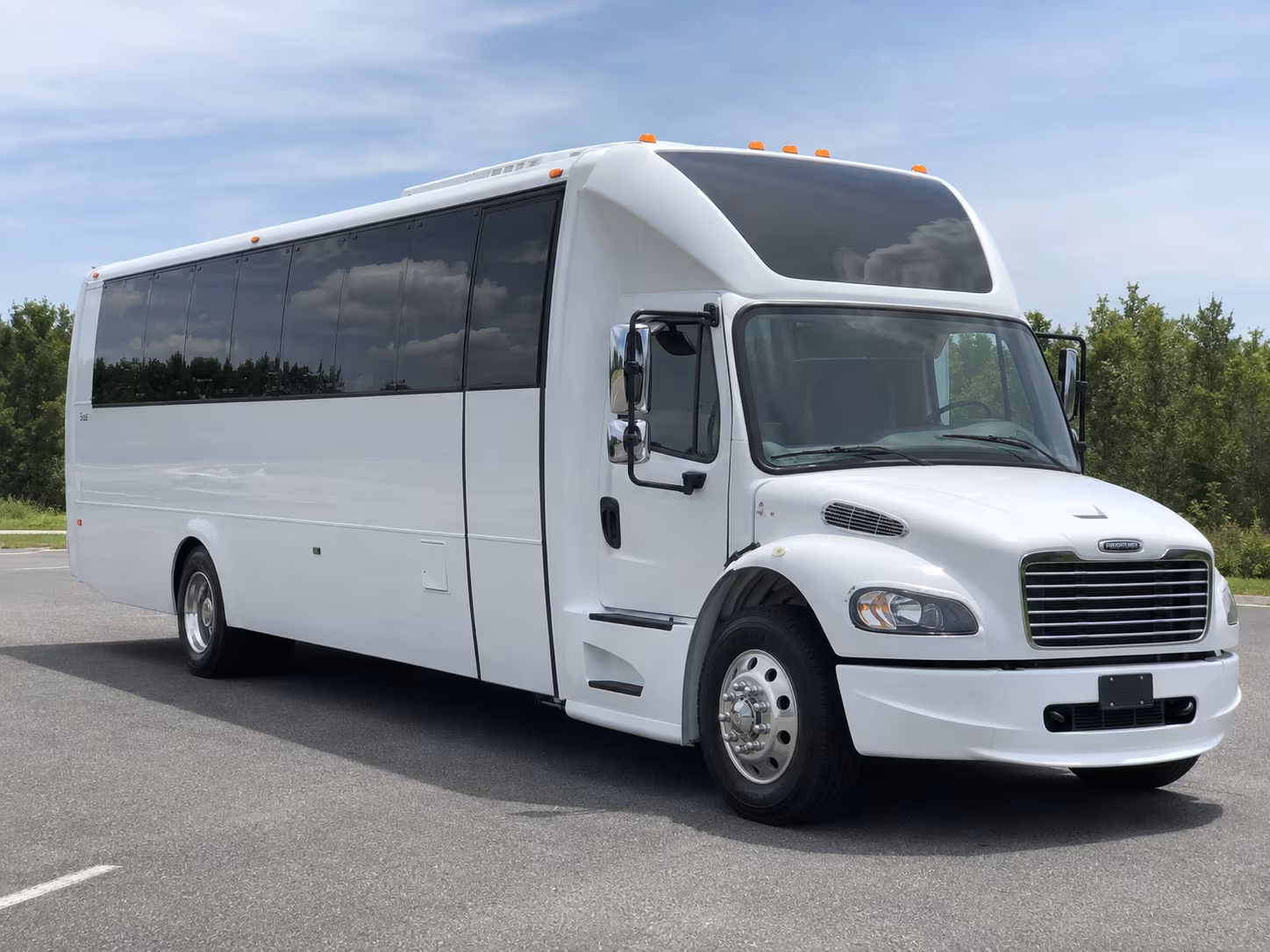 Greenville Winery Tour & Pub Crawl Transportation party bus exterior