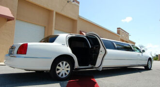 lincoln-stretch-limo-North-Augusta